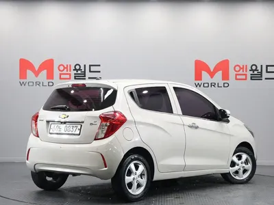 ChevroletGMDaewoo Spark 2016, 102648 км, за 2925.31 USD
