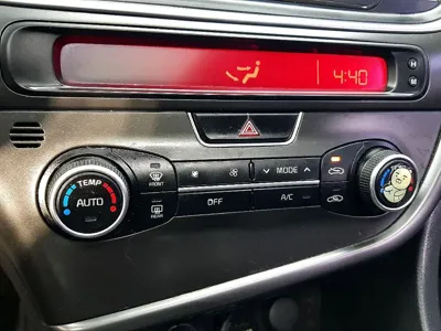 Kia K5 2014, 176531 км, за 3164.85 USD - фото 11