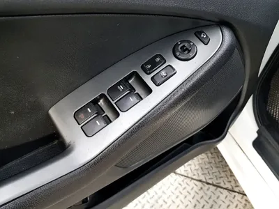 Kia K5 2014, 176531 км, за 3164.85 USD - фото 14