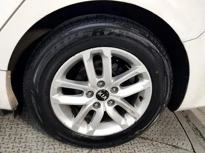 Kia K5 2014, 176531 км, за 3164.85 USD - фото 20