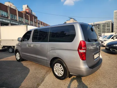 Hyundai Starex 2017, 149319 км, за 6449.51 USD