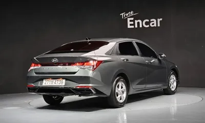 Hyundai Avante 2021, 66516 км, за 10733.81 USD