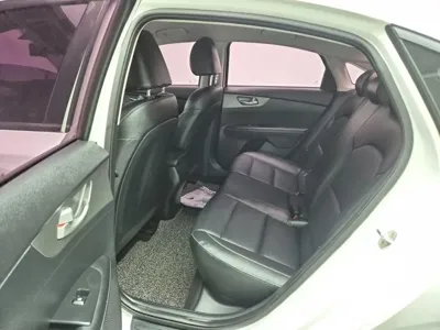 Kia K3 2019, 128718 км, за 5211.73 USD - фото 16