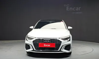 Audi A3 2023, 24100 км, за 15276.6 USD