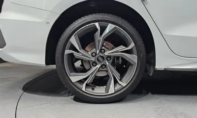 Audi A3 2023, 24100 км, за 15276.6 USD