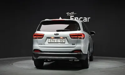 Kia Sorento 2016, 182126 км, за 6498.62 USD