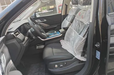 Hongqi HS7 PHEV 2025, 100 км, за 29890 USD - фото 22