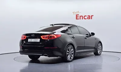 Kia K5 2014, 131541 км, за 4420.46 USD