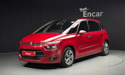 Citroen-DS C4 Picasso · 2015 год