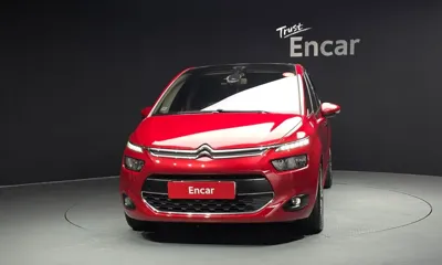 Citroen-DS C4 Picasso 2015, 66558 км, за 4693.29 USD