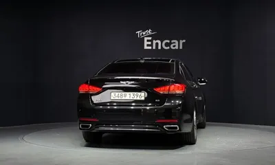 Genesis G80 2018, 159725 км, за 7811.08 USD