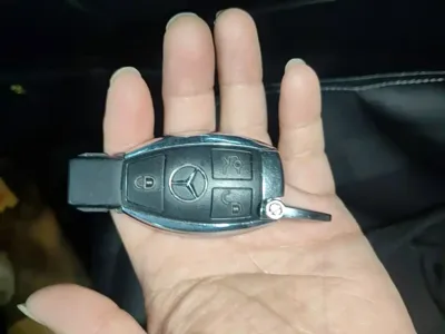 Mercedes-Benz C-Class 2017, 80900 км, за 11609.55 USD - фото 9