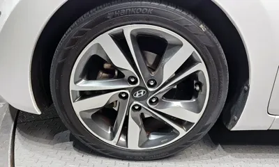 Hyundai Avante 2015, 95728 км, за 5156.01 USD