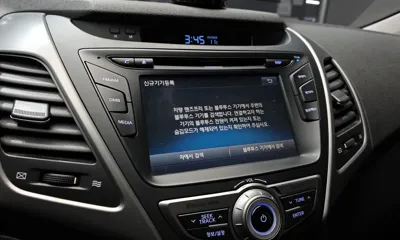 Hyundai Avante 2015, 95728 км, за 5120.13 USD - фото 16