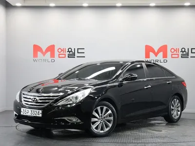 Hyundai Sonata · 2013 год