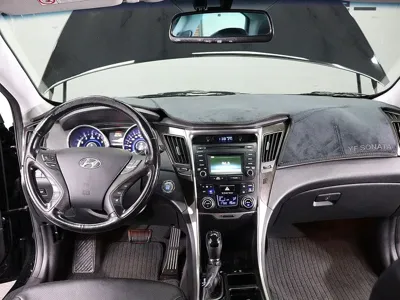 Hyundai Sonata 2013, 73612 км, за 4529.34 USD