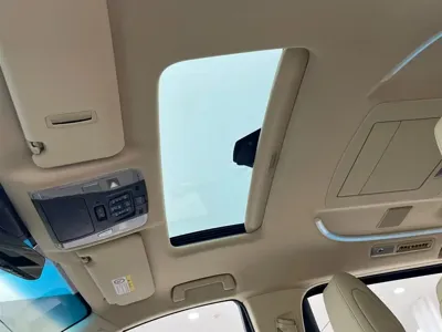 Toyota Alphard 2023, 93000 км, за 75857.61 USD - фото 20