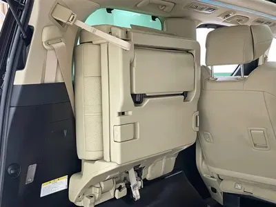 Toyota Alphard 2023, 93000 км, за 75857.61 USD - фото 44