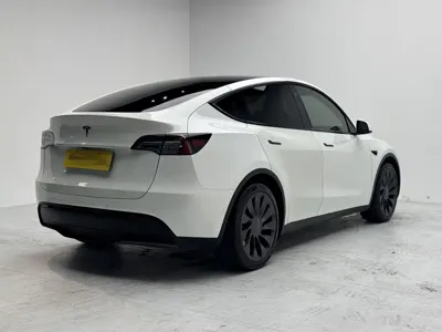 Tesla Model Y 2023, 78000 км, за 22694.6 USD