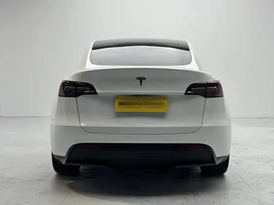 Tesla Model Y 2023, 78000 км, за 22694.6 USD