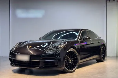 Porsche Panamera · 2019 год