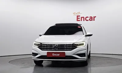 Volkswagen Jetta 2020, 80390 км, за 13062.89 USD