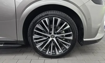 Lexus RX 2024, 51435 км, за 55074.18 USD - фото 21