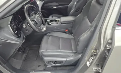Lexus RX 2024, 51435 км, за 55074.18 USD - фото 31
