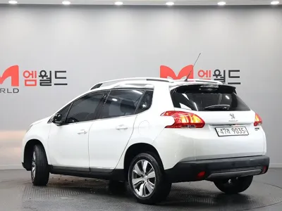 Peugeot 2008 2015, 90919 км, за 3246.16 USD