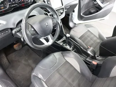 Peugeot 2008 2015, 90919 км, за 3246.16 USD - фото 9