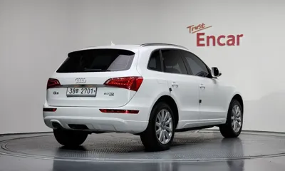 Audi Q5 2012, 122786 км, за 6695.7 USD