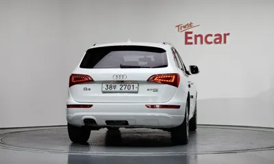 Audi Q5 2012, 122786 км, за 6695.7 USD