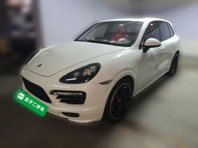 Porsche Cayenne · 2012 год