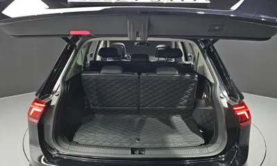 Volkswagen Tiguan 2023, 37190 км, за 20888.06 USD - фото 20