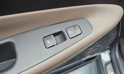 Hyundai Santafe 2019, 82963 км, за 14000.12 USD - фото 18