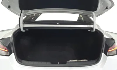 Hyundai Avante 2022, 27576 км, за 17264.01 USD - фото 20