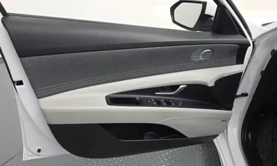 Hyundai Avante 2022, 27576 км, за 17264.01 USD - фото 26