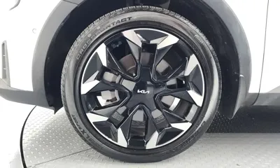 Kia Sorento 2024, 22037 км, за 22607.1 USD