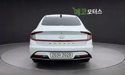 Hyundai Sonata 2022, 89283 км, за 10612.84 USD