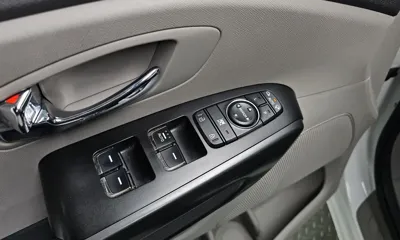 Kia Canival 2018, 175580 км, за 4875.51 USD - фото 13