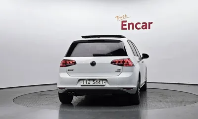 Volkswagen Golf 2015, 113437 км, за 4553.75 USD
