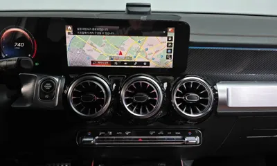 Mercedes-Benz GLB-Class 2021, 69982 км, за 21836.36 USD - фото 14