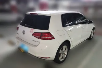 Volkswagen Golf 2014, 127400 км, за 6591 USD