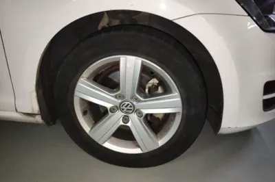 Volkswagen Golf 2014, 127400 км, за 6591 USD