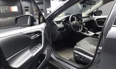 Toyota RAV4 2022, 48760 км, за 25081.45 USD - фото 10