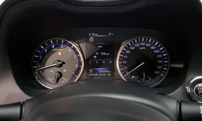 Infiniti Q60 2018, 106848 км, за 15527.51 USD - фото 8