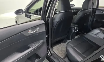 Kia K3 2019, 127257 км, за 6078.62 USD - фото 18