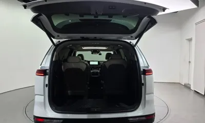 Kia Canival 2022, 59139 км, за 19869.72 USD - фото 20