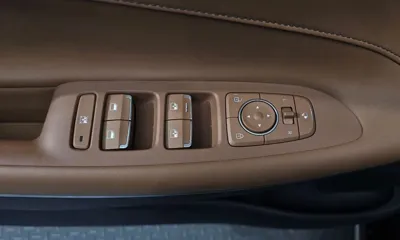 Hyundai Grandeur 2017, 56843 км, за 11898.47 USD - фото 28