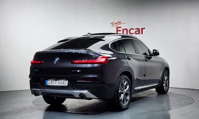 BMW X4 2021, 47265 км, за 24914.28 USD